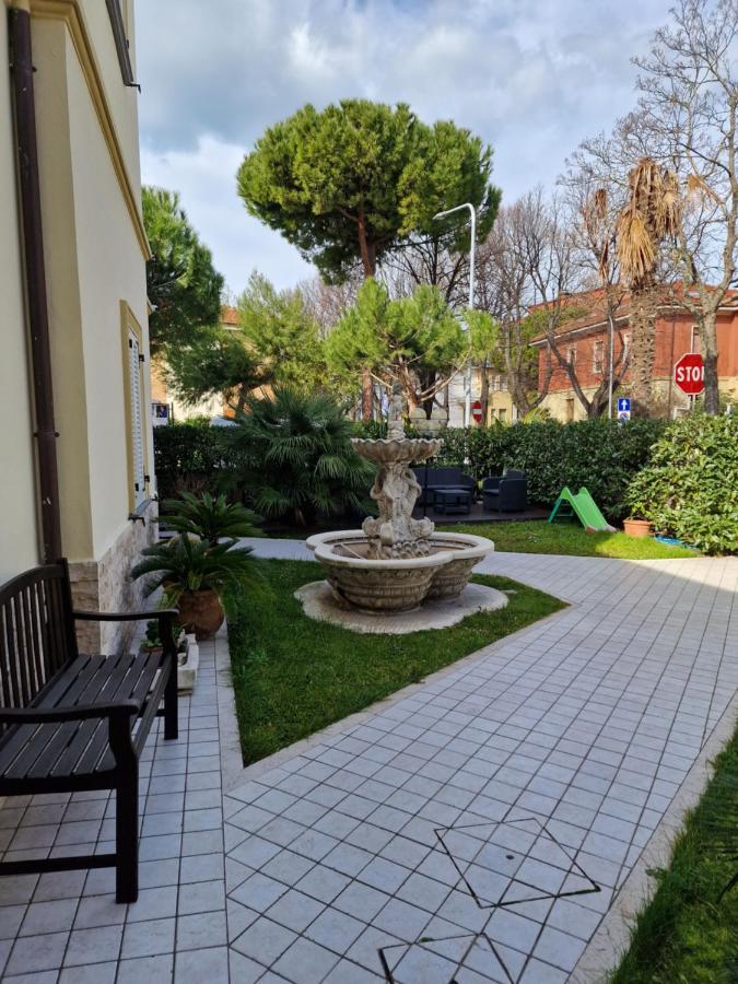 Villa Sante Residence Пезаро Экстерьер фото